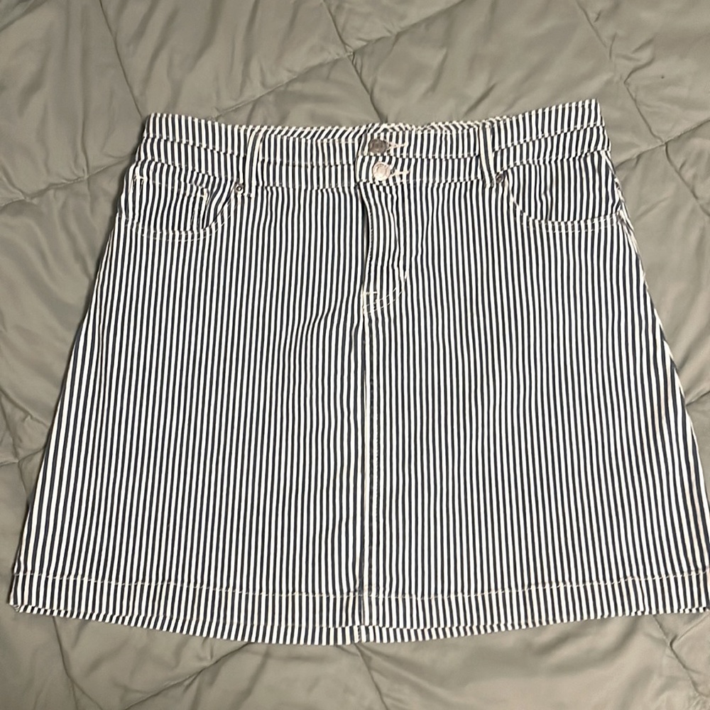 Maurices skirt with pockets